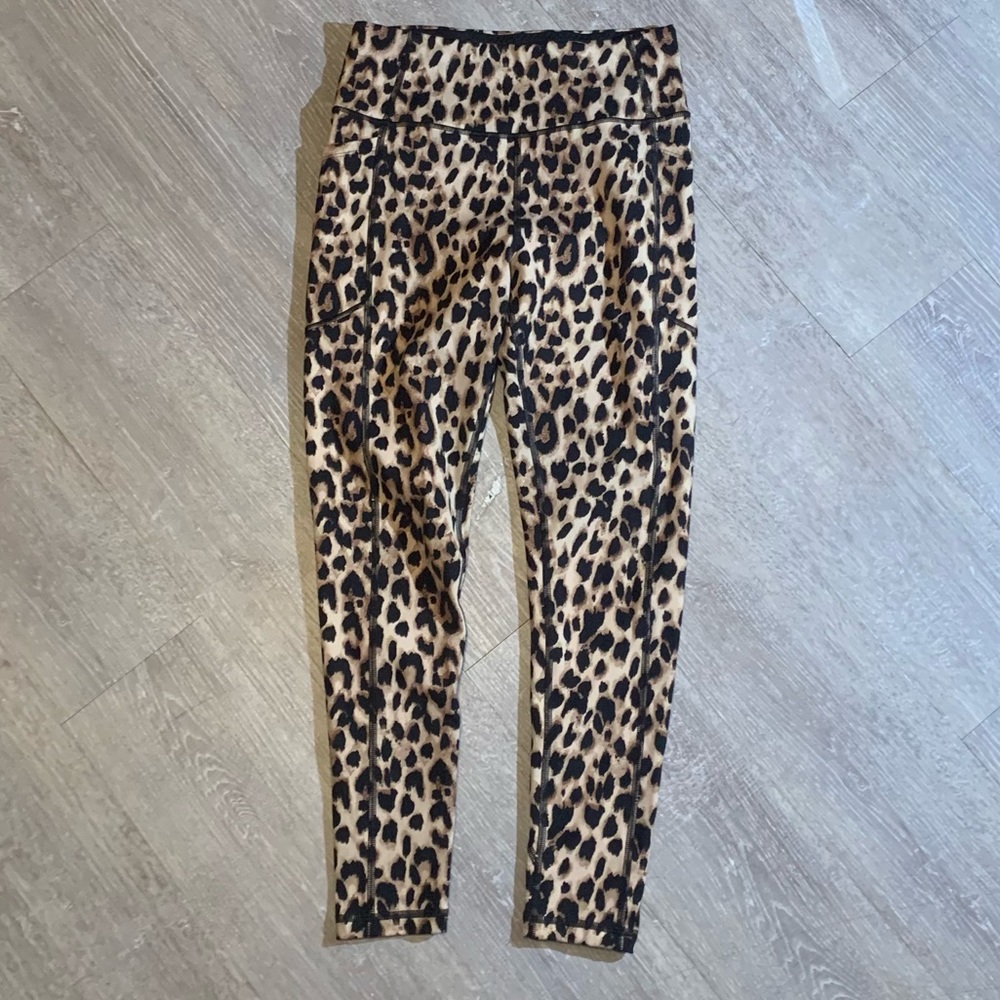 Victoria Secret Sport leggings Leopard